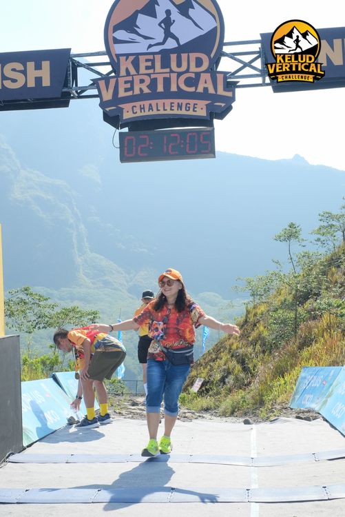 Race photo from Kelud Vertical Challenge 2024