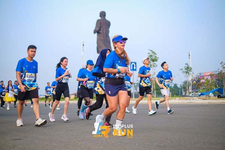 Race photo from ISOPlus Run 2024 Jakarta