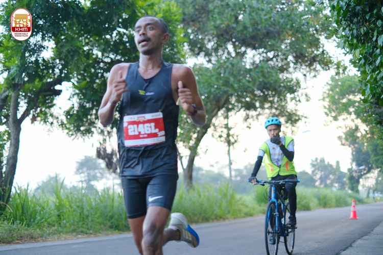 Race photo from Kediri Half Marathon 2024