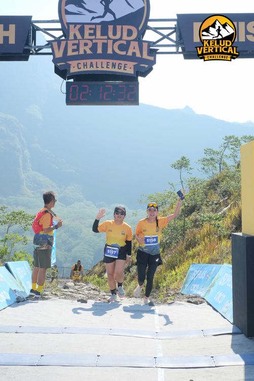Race photo from Kelud Vertical Challenge 2024