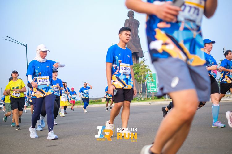 Race photo from ISOPlus Run 2024 Jakarta