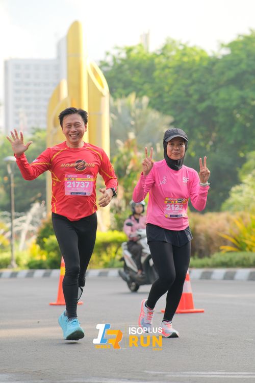 Race photo from Isoplus Run 2024 Surabaya
