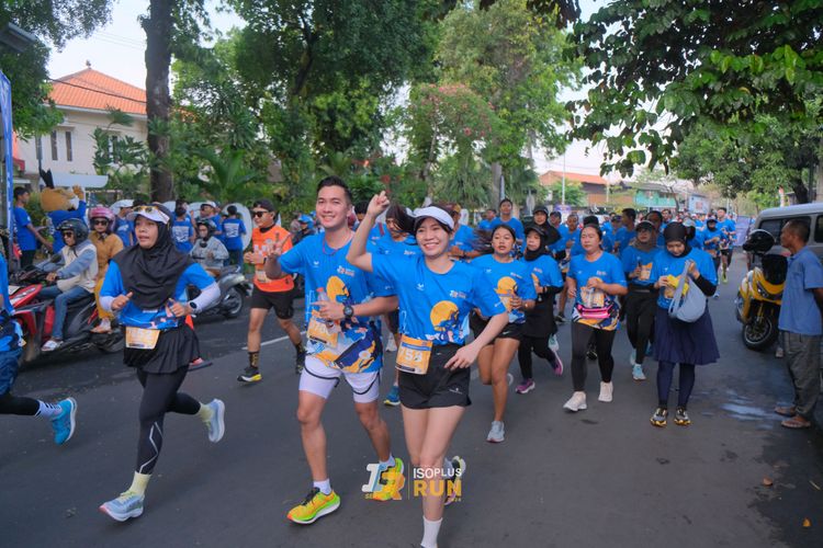 Race photo from Isoplus Run 2024 Surabaya