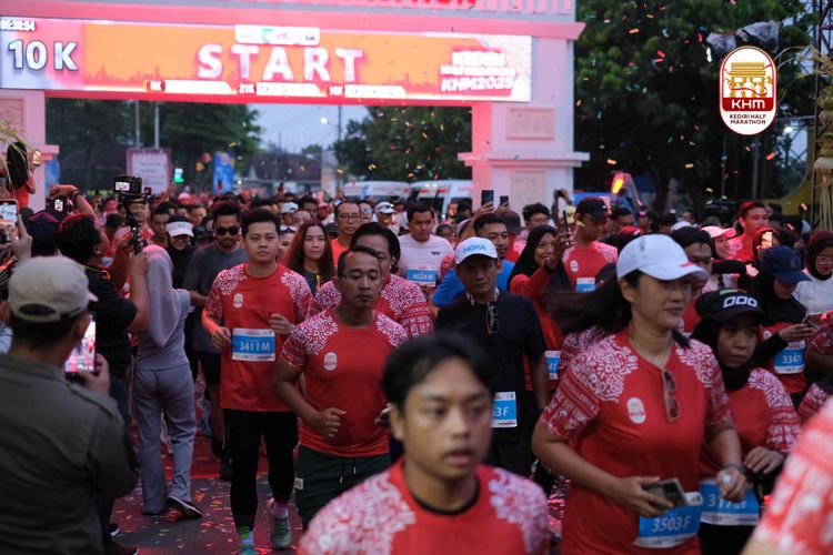 Race photo from Kediri Half Marathon 2025