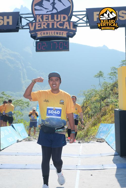 Race photo from Kelud Vertical Challenge 2024