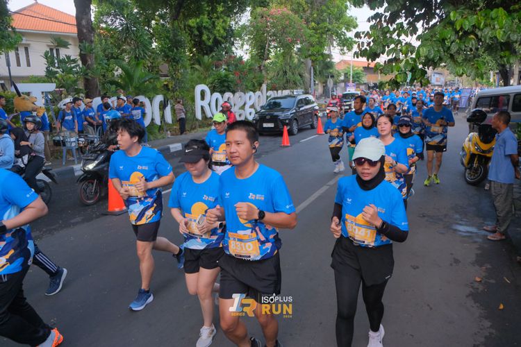 Race photo from Isoplus Run 2024 Surabaya