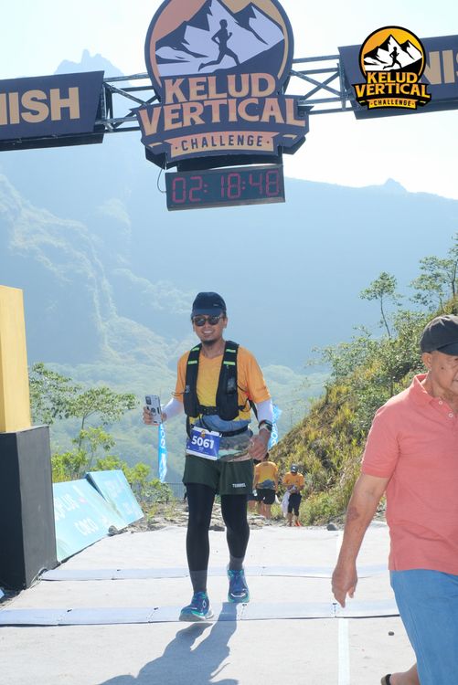 Race photo from Kelud Vertical Challenge 2024