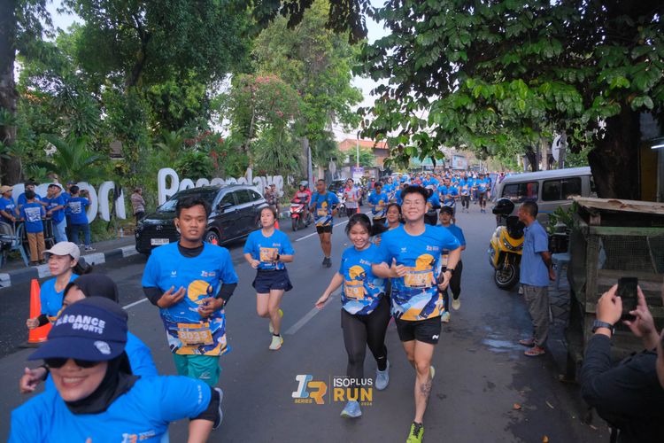 Race photo from Isoplus Run 2024 Surabaya