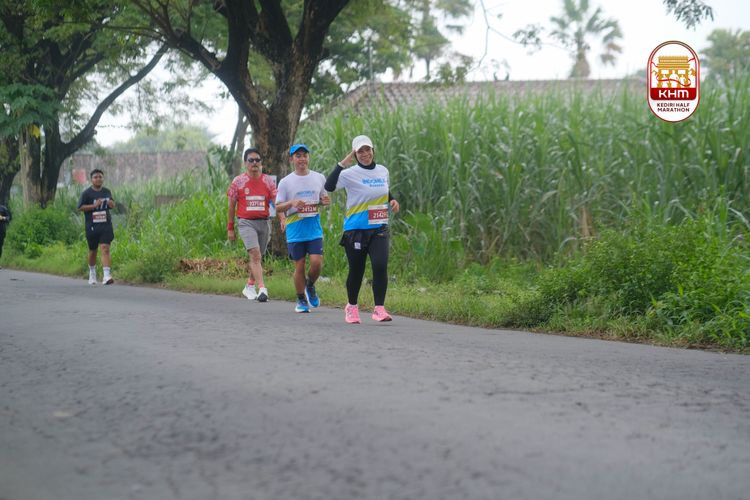 Race photo from Kediri Half Marathon 2025