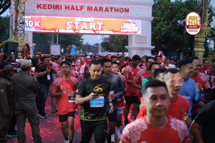 Race photo from Kediri Half Marathon 2025