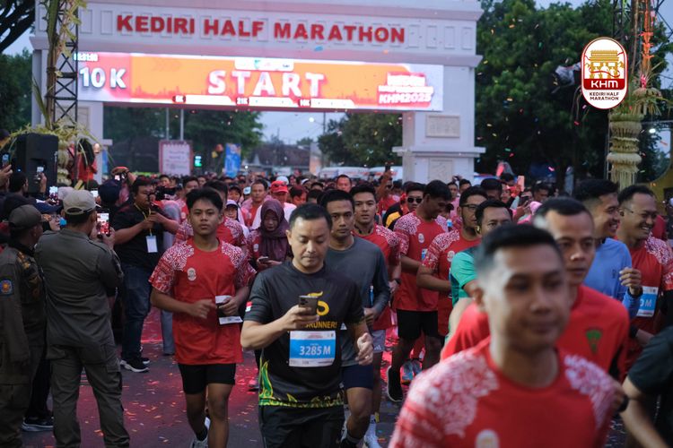Race photo from Kediri Half Marathon 2025