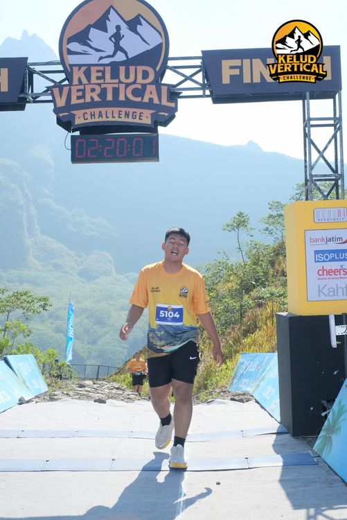 Race photo from Kelud Vertical Challenge 2024