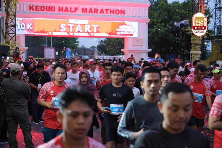 Race photo from Kediri Half Marathon 2025