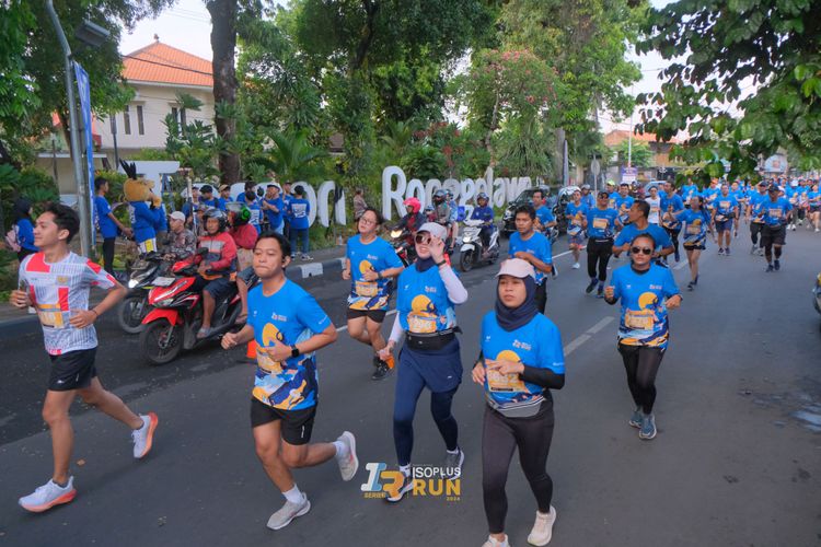 Race photo from Isoplus Run 2024 Surabaya