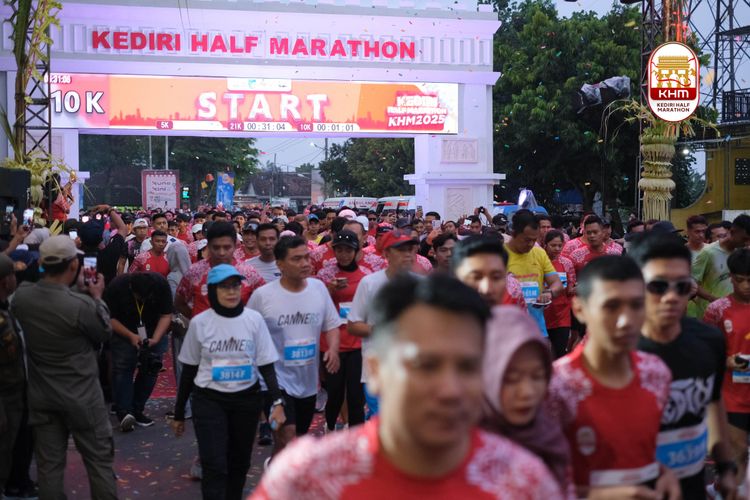 Race photo from Kediri Half Marathon 2025