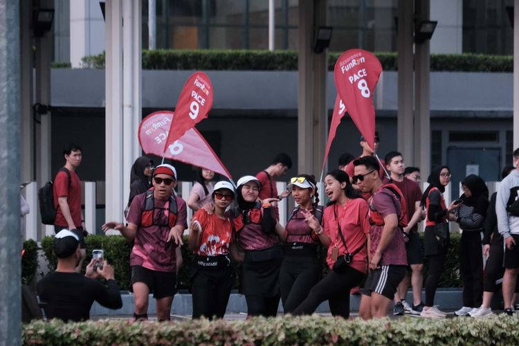 Race photo from Assurance Fun Run 2024