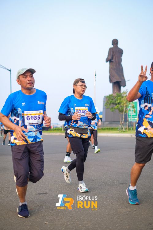 Race photo from ISOPlus Run 2024 Jakarta