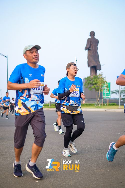 Race photo from ISOPlus Run 2024 Jakarta