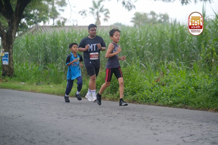 Race photo from Kediri Half Marathon 2025