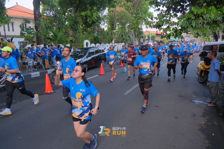 Race photo from Isoplus Run 2024 Surabaya