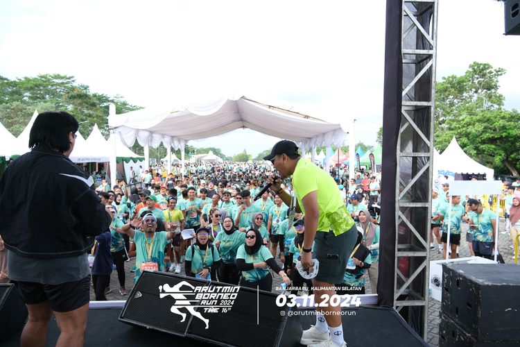 Race photo from Arutmin Borneo Run 2024