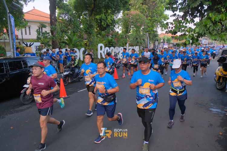 Race photo from Isoplus Run 2024 Surabaya
