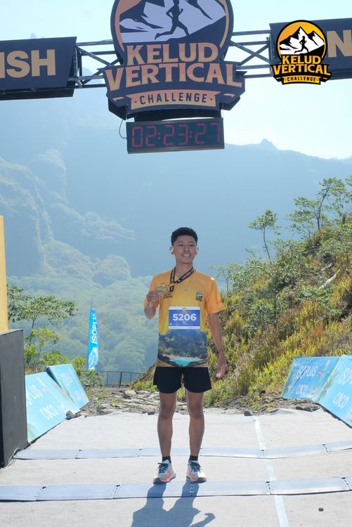 Race photo from Kelud Vertical Challenge 2024