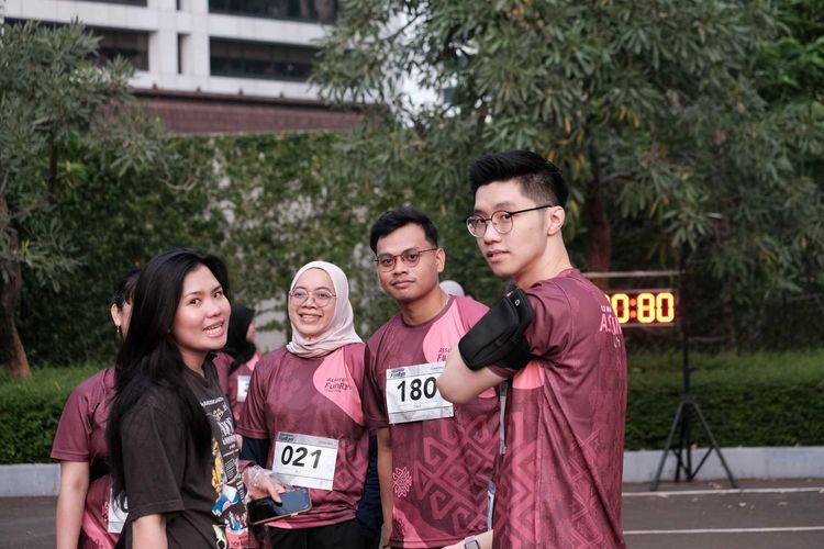 Race photo from Assurance Fun Run 2024