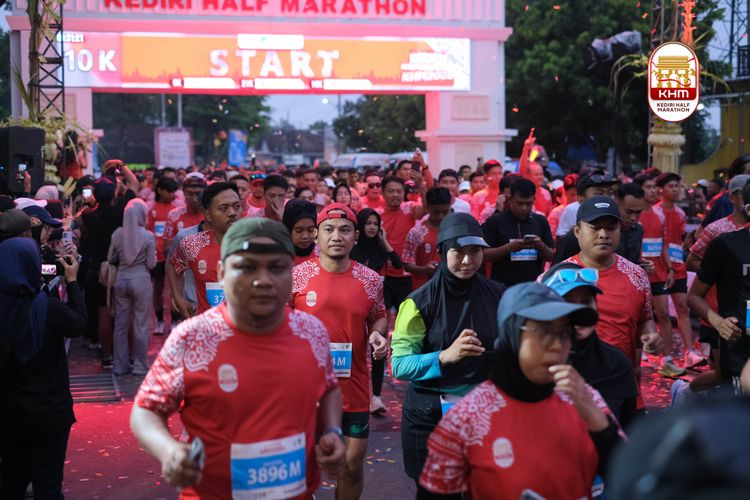 Race photo from Kediri Half Marathon 2025