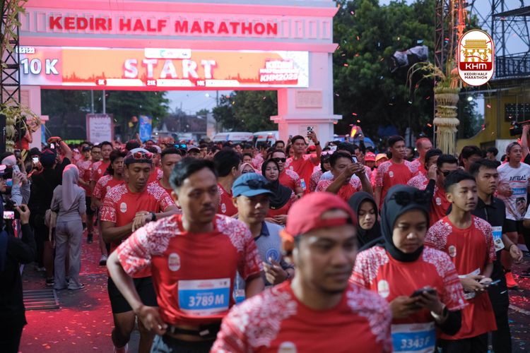Race photo from Kediri Half Marathon 2025