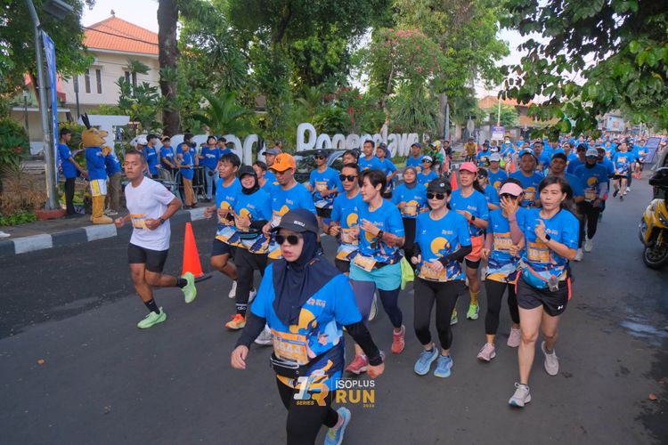Race photo from Isoplus Run 2024 Surabaya