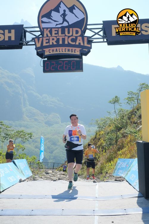 Race photo from Kelud Vertical Challenge 2024