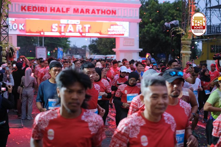 Race photo from Kediri Half Marathon 2025