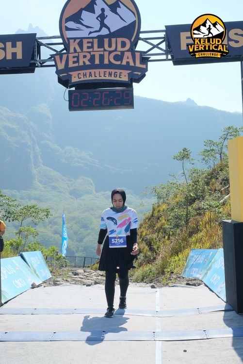 Race photo from Kelud Vertical Challenge 2024
