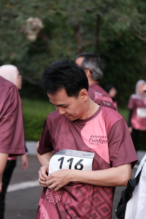 Race photo from Assurance Fun Run 2024