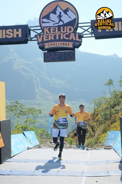 Race photo from Kelud Vertical Challenge 2024