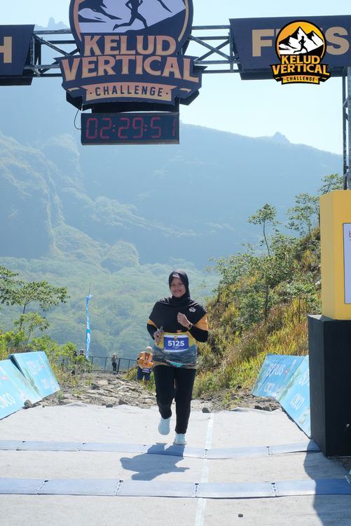 Race photo from Kelud Vertical Challenge 2024