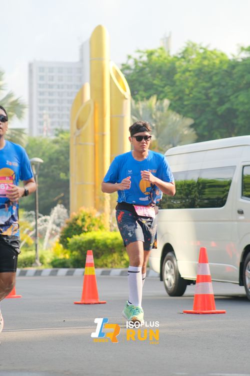 Race photo from Isoplus Run 2024 Surabaya