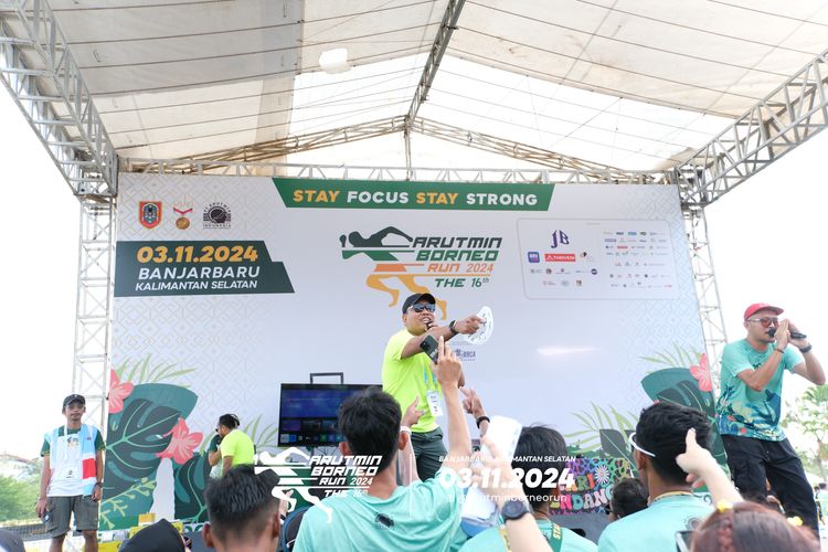 Race photo from Arutmin Borneo Run 2024