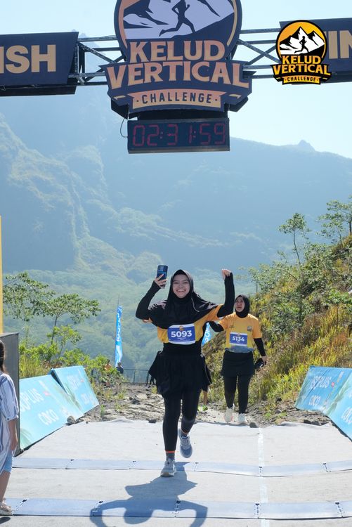 Race photo from Kelud Vertical Challenge 2024