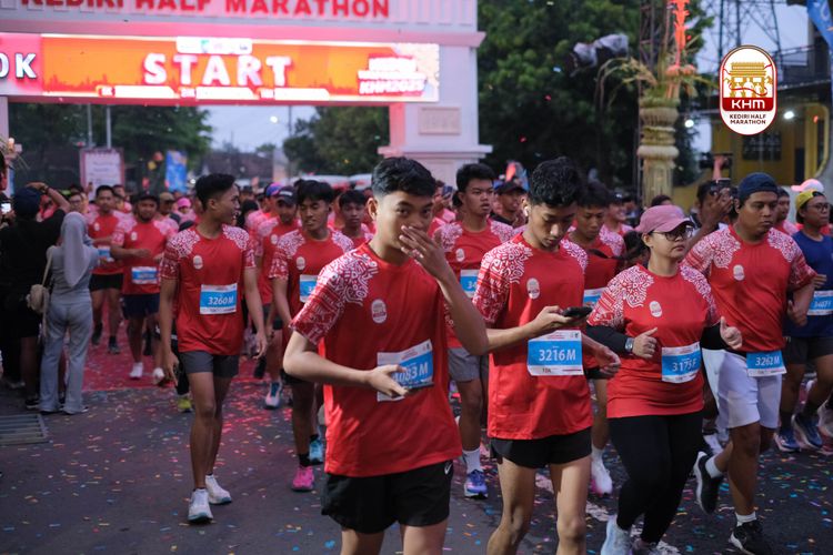 Race photo from Kediri Half Marathon 2025