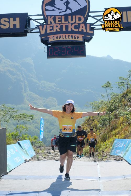 Race photo from Kelud Vertical Challenge 2024