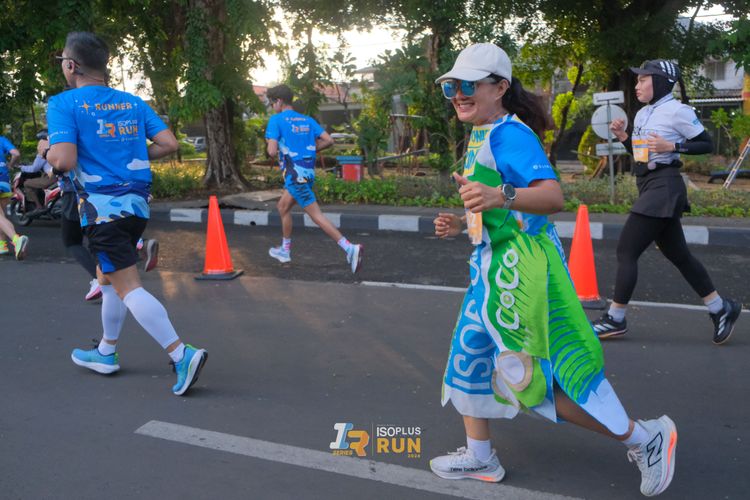 Race photo from Isoplus Run 2024 Surabaya