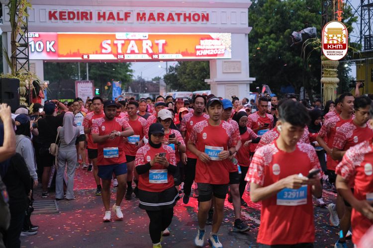 Race photo from Kediri Half Marathon 2025
