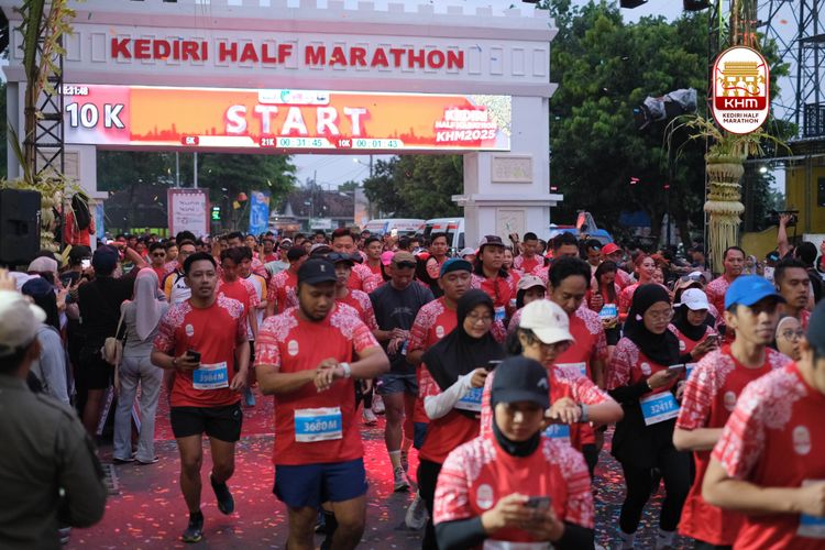Race photo from Kediri Half Marathon 2025
