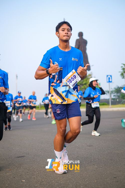 Race photo from ISOPlus Run 2024 Jakarta