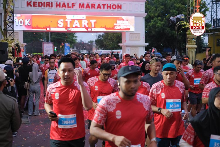 Race photo from Kediri Half Marathon 2025