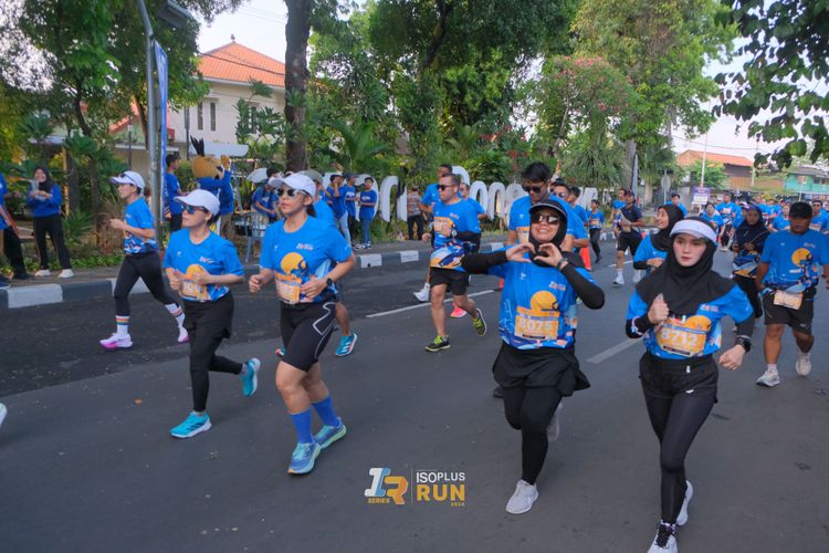 Race photo from Isoplus Run 2024 Surabaya