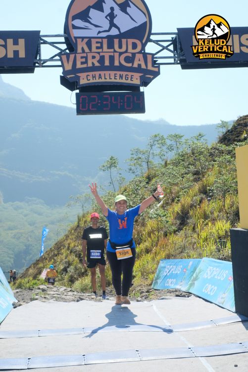Race photo from Kelud Vertical Challenge 2024
