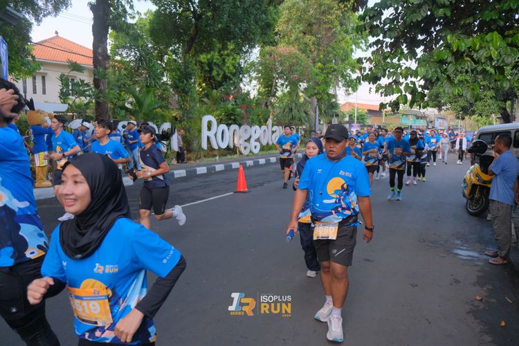 Race photo from Isoplus Run 2024 Surabaya
